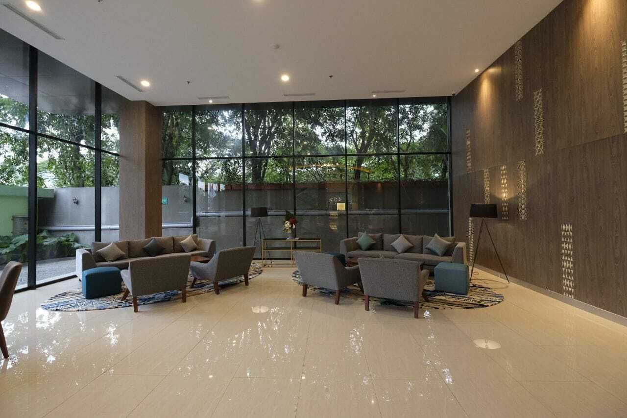 Hotel Ayola Lippo Cikarang Exterior photo